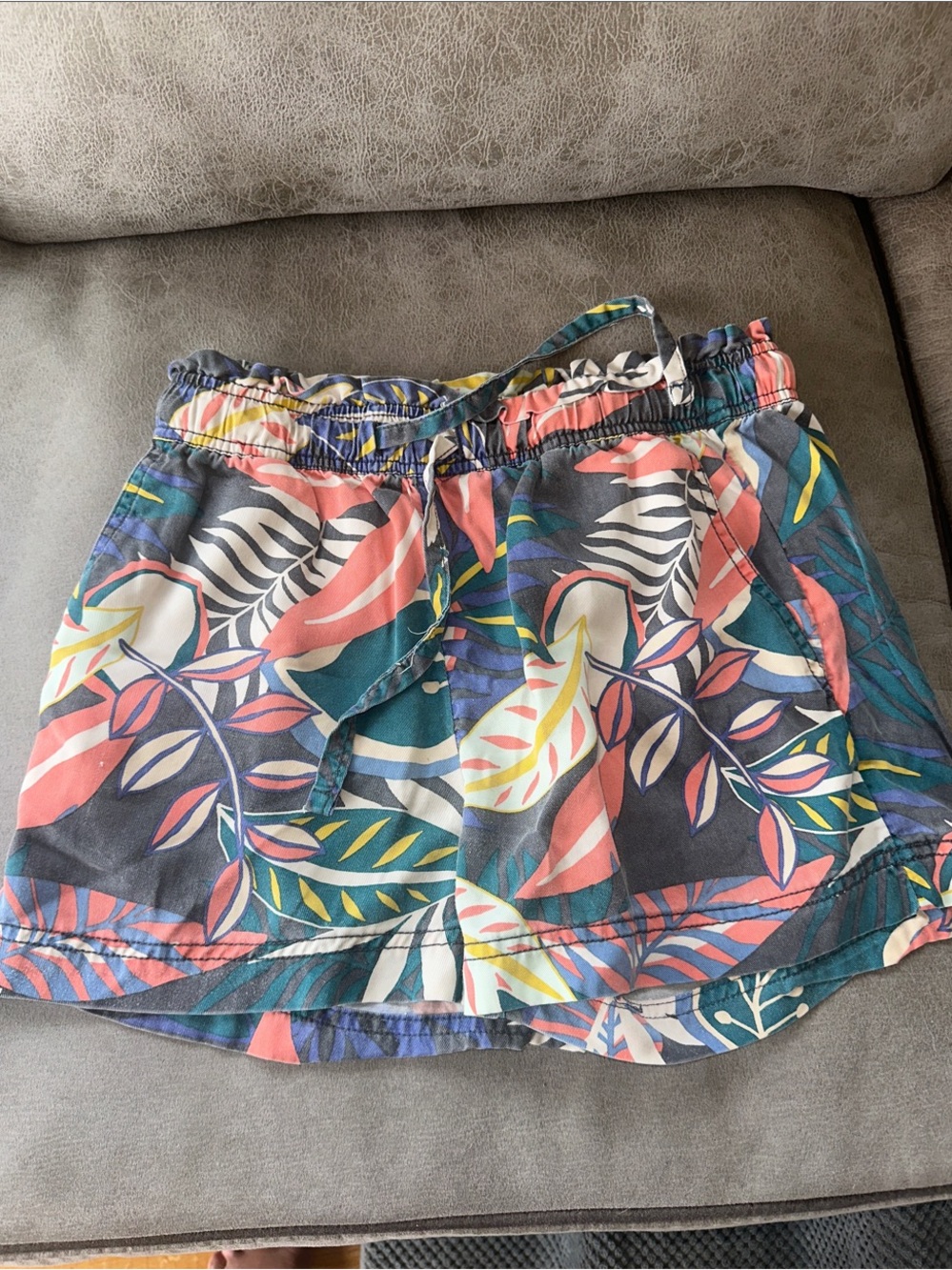 C&C California Coral, Teal & Navy Tropical Drawstring Shorts